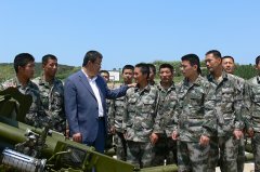 Wang Jun, chairman of the Long Island troops condolences